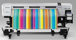 Epson представит на выставке FESPA в Мюнхене полную линейку широкоформатных струйных принтеров SureColor