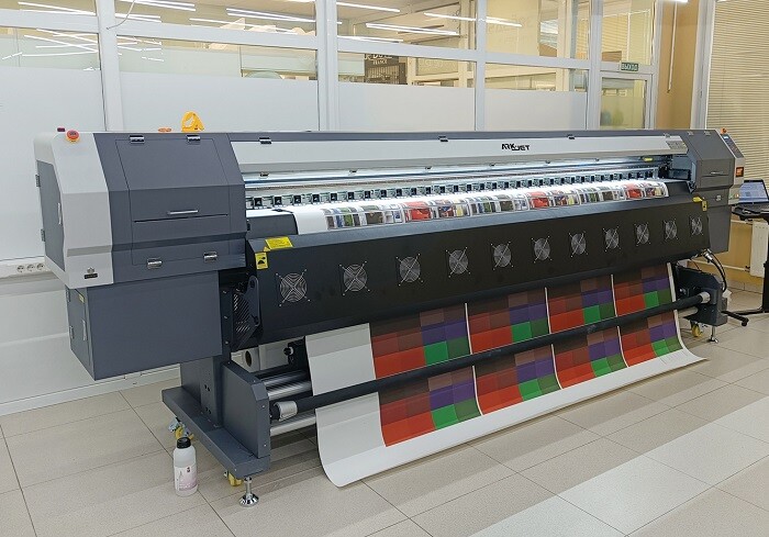 Специалистами «Ковчег» принтер ARK-JET SOL 3204 установлен в «Технологии 