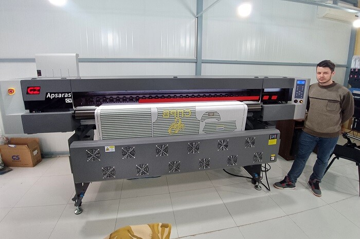 Высокопроизводительный текстильный принтер для сублимационной печати GongZheng 